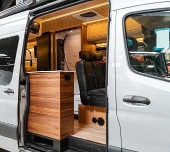 Переобладнання в автодім