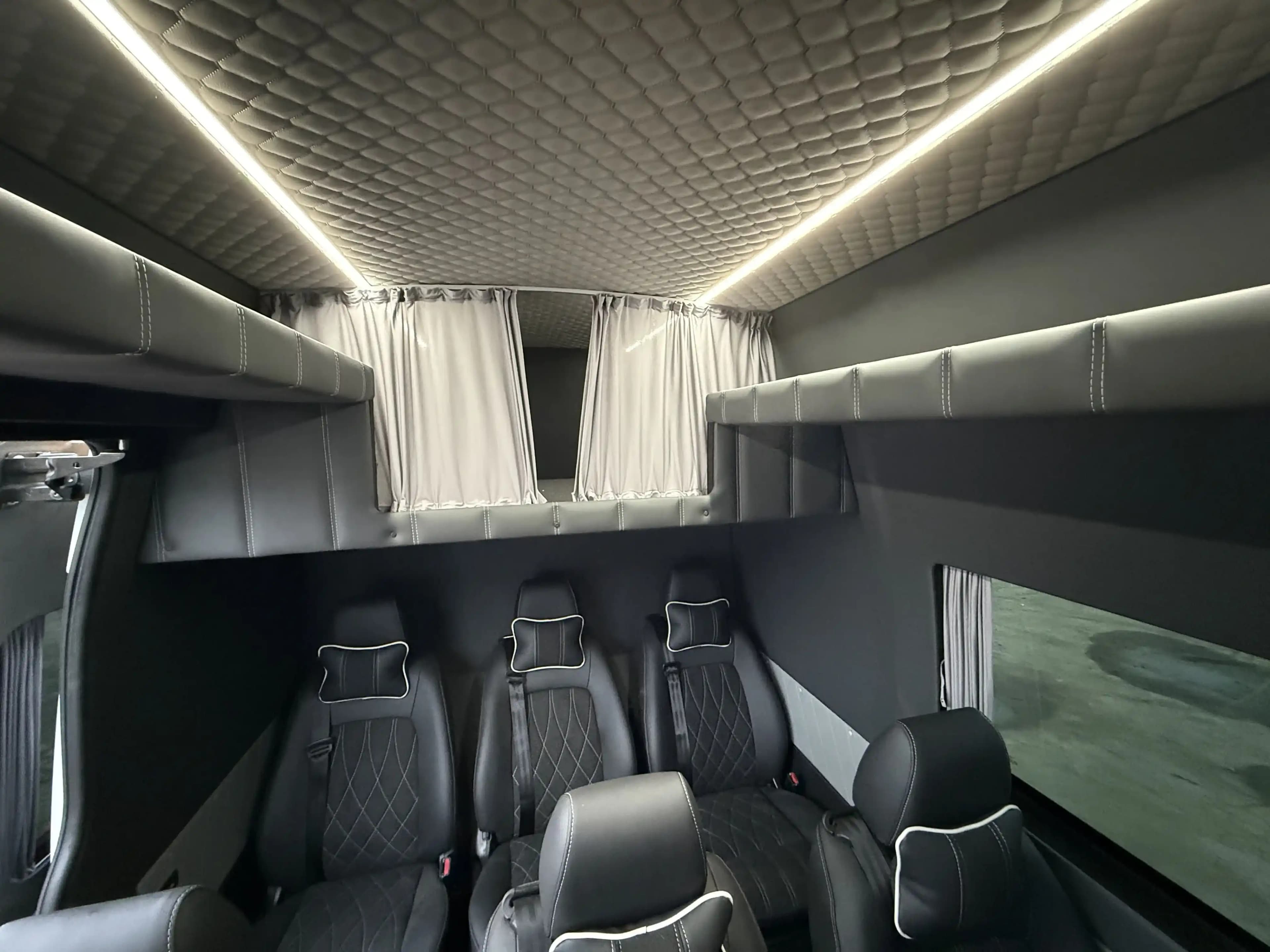 Готовий переобладнаний Renault Master preview 4