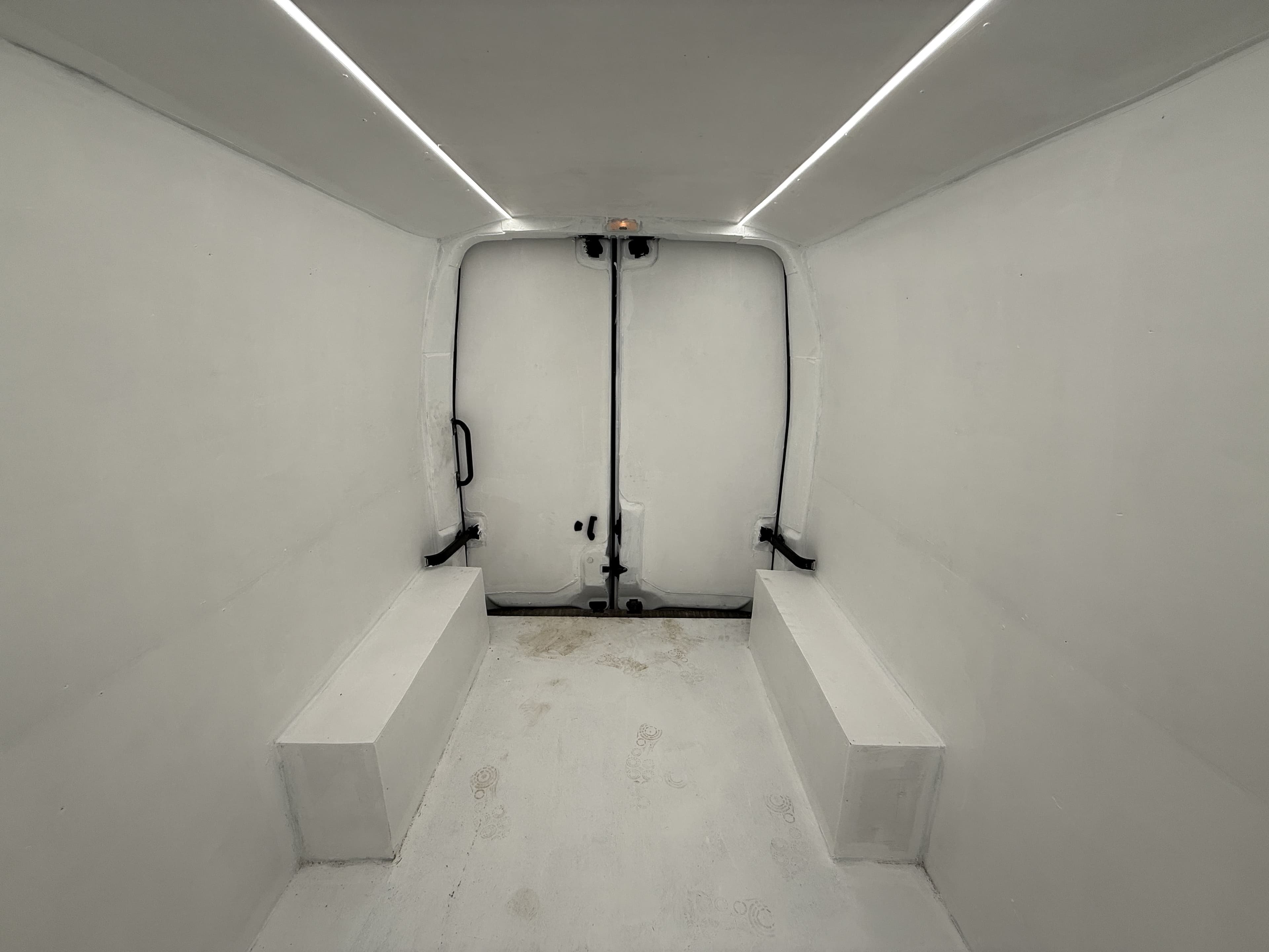 Переобладнання Renault Master в ізотермічний фургон з холодильним обладнанням preview 4